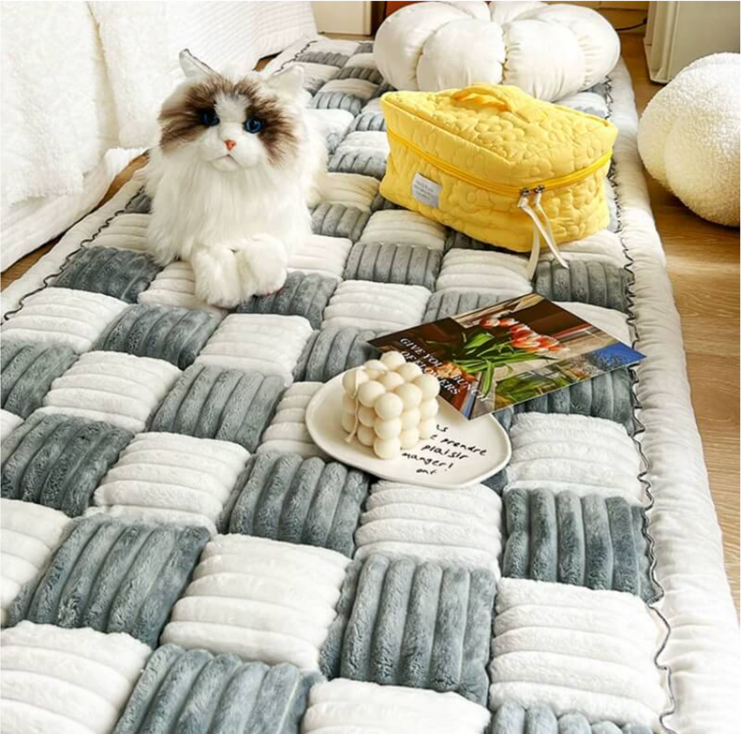 Cream-colored Large Plaid Square Pet Dog Mat Bed Couch Cover